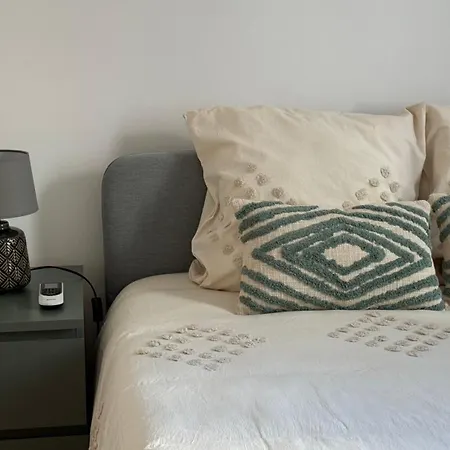 4 Cantos Apartment *